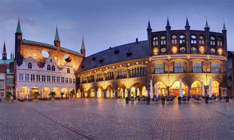 Free travel guide to Lubeck, Germany .